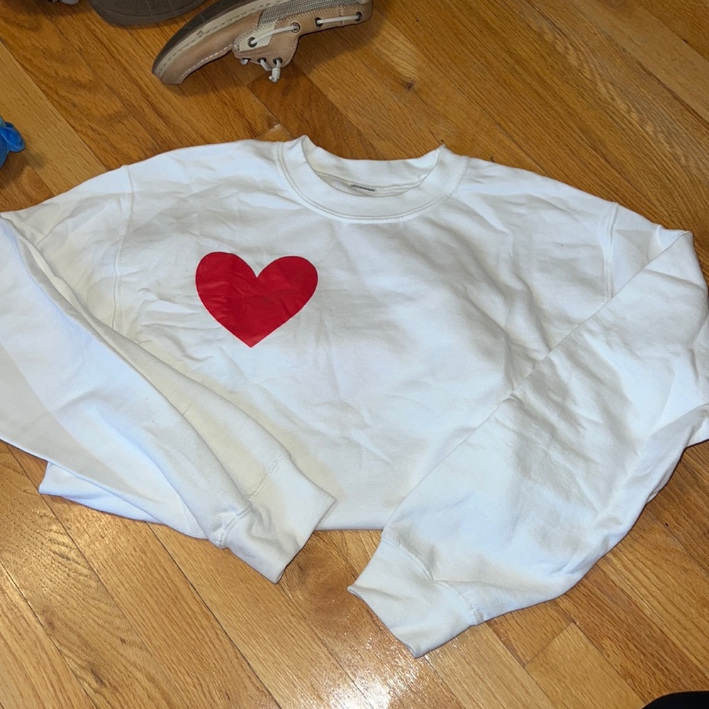 long sleeve crew neck